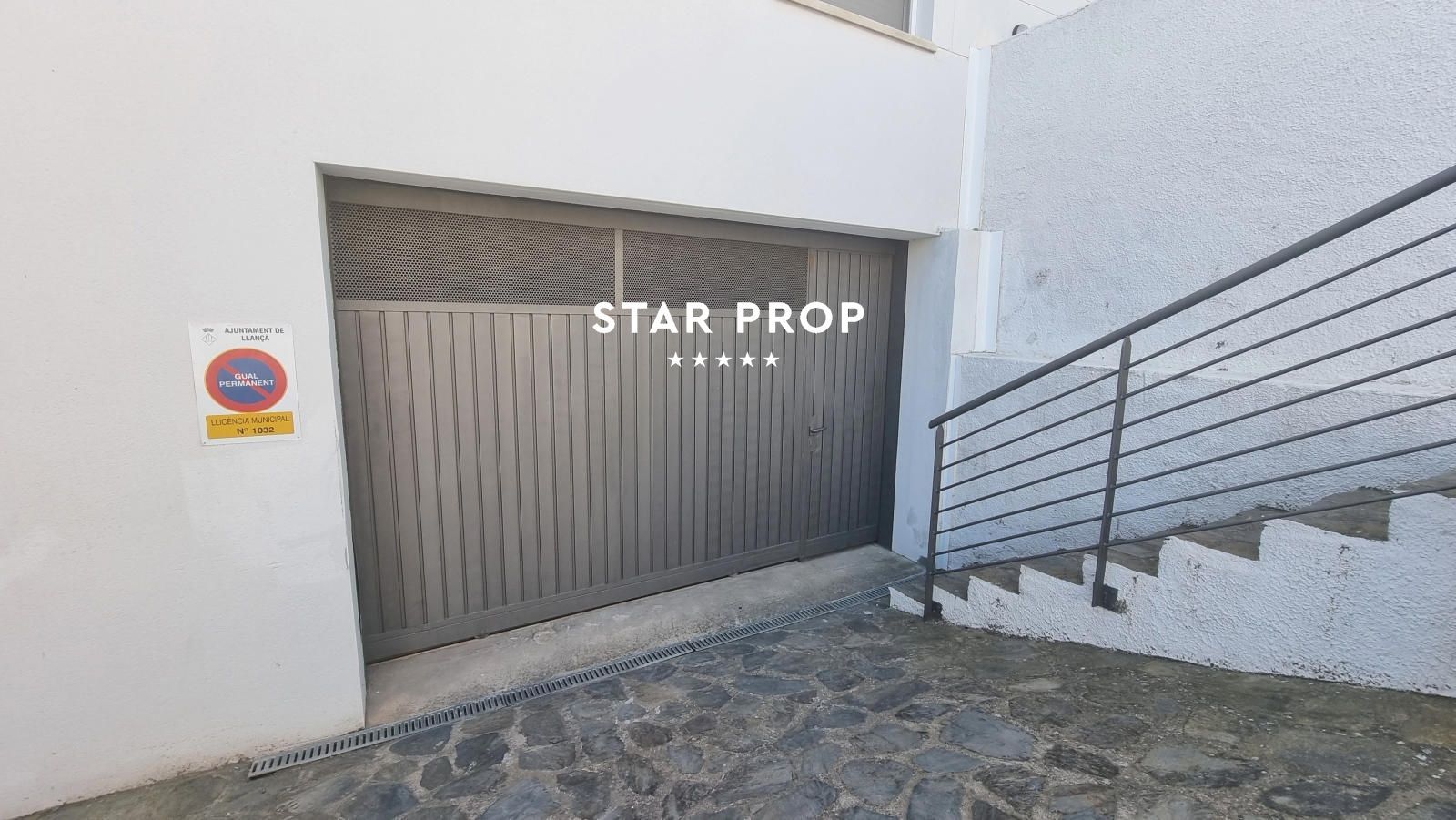 3 Bed, 2 Bath, ApartmentFor Sale, Llançà, Girona