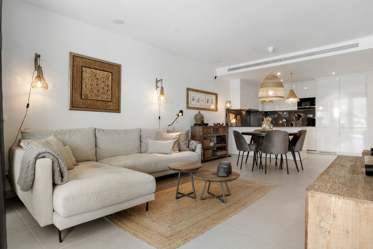 2 Bed, 2 Bath, ApartmentFor Sale, Estepona, Malaga