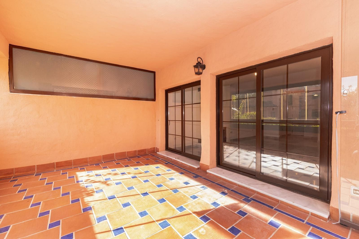 4 Bed, 3 Bath, ApartmentFor Sale, Hacienda del Sol, Malaga