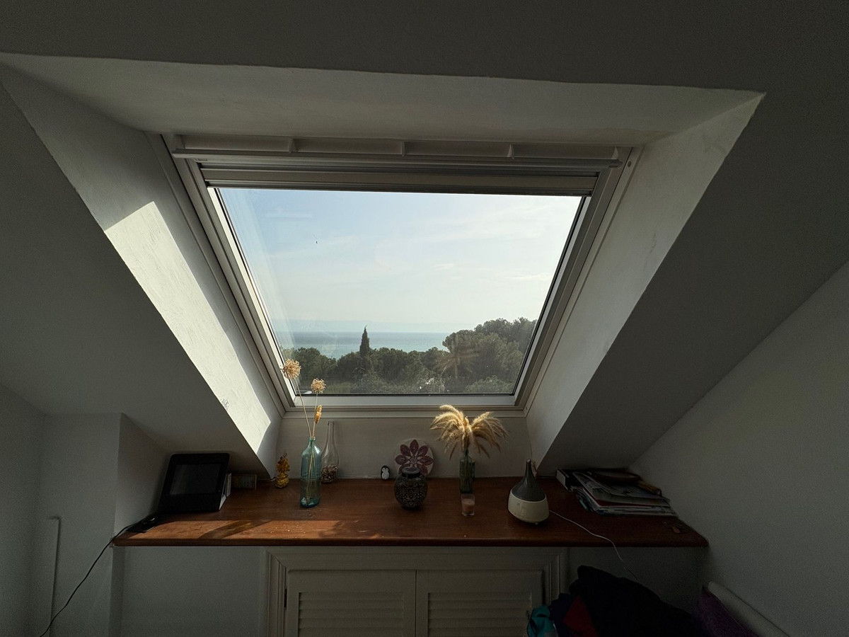 3 Bed, 2 Bath, HouseFor Sale, Estepona, Malaga