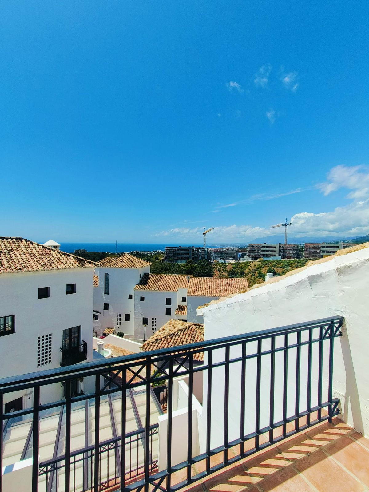 4 Bed, 3 Bath, ApartmentFor Sale, Los Monteros, Malaga
