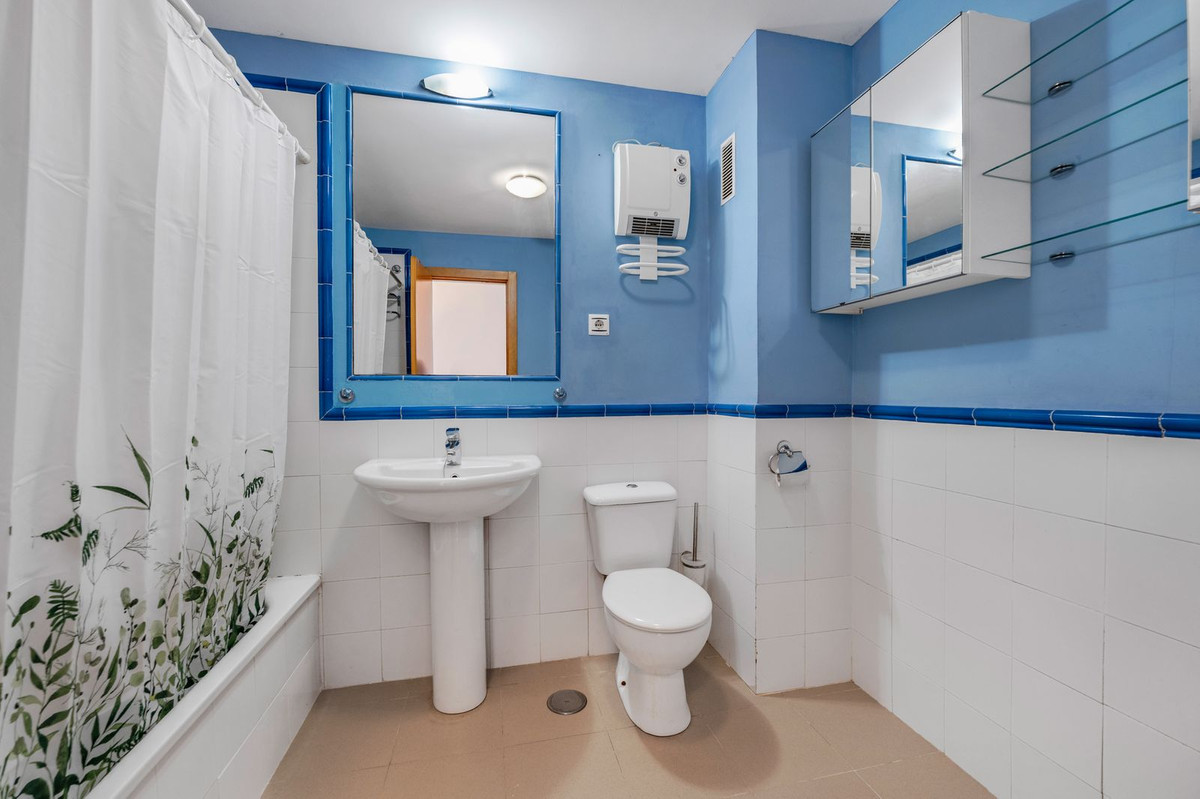 2 Bed, 2 Bath, ApartmentFor Sale, Riviera Del Sol, Malaga