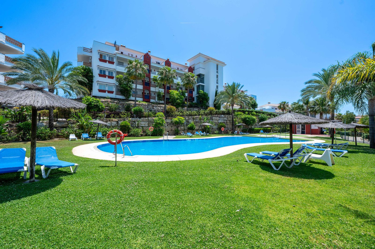 2 Bed, 2 Bath, ApartmentFor Sale, Riviera Del Sol, Malaga