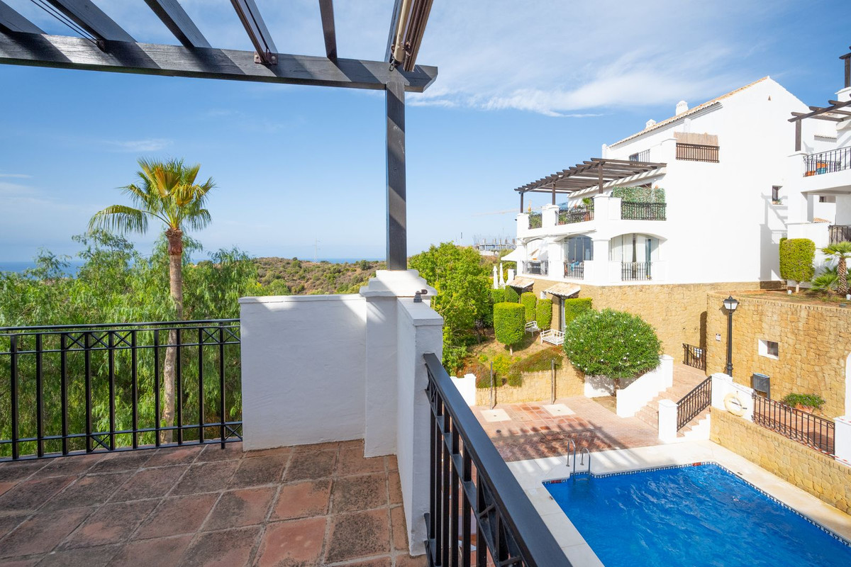 2 Bed, 2 Bath, ApartmentFor Sale, Los Monteros, Malaga