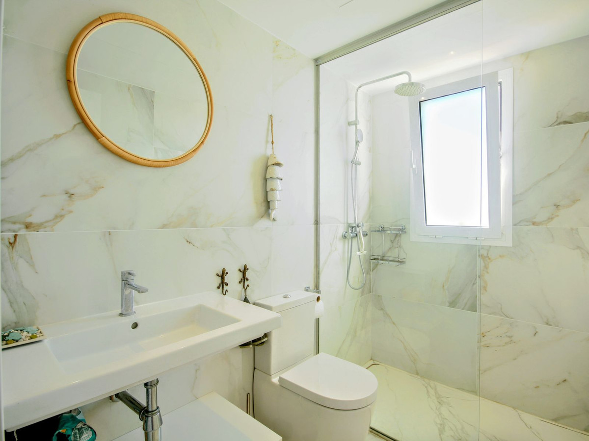 2 Bed, 2 Bath, ApartmentFor Sale, Los Monteros, Malaga