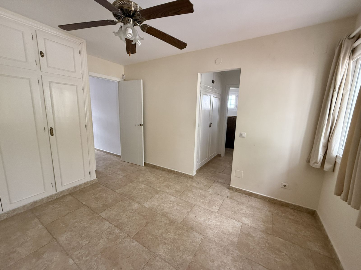 6 Bed, 4 Bath, HouseFor Sale, Fuengirola, Malaga