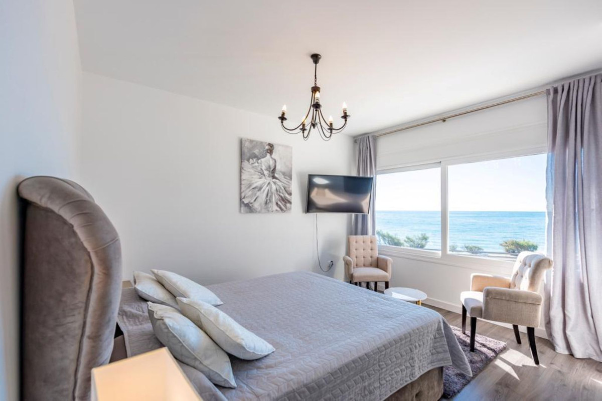 6 Bed, 7 Bath, HouseFor Sale, El Chaparral, Malaga