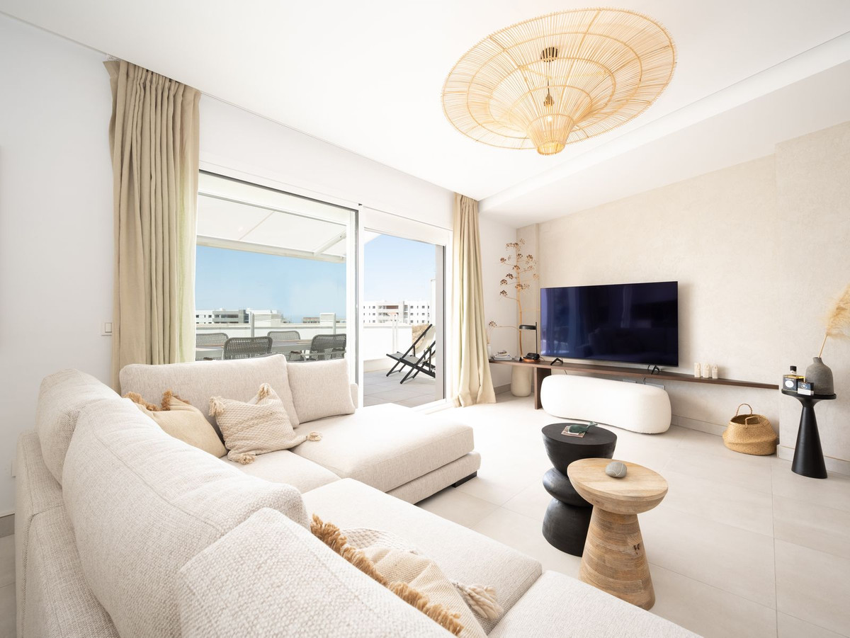 3 Bed, 3 Bath, ApartmentFor Sale, Los Monteros, Malaga