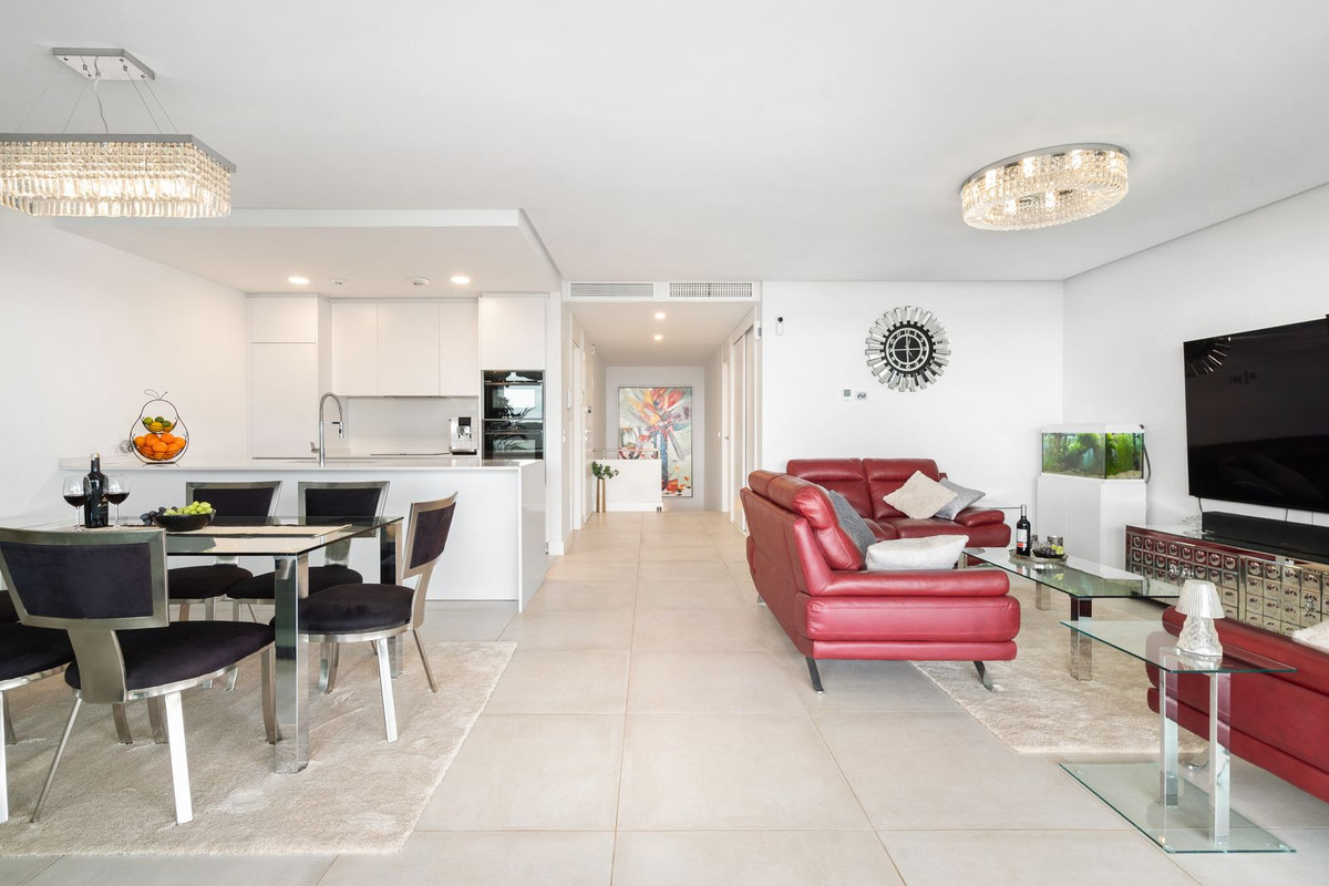 3 Bed, 2 Bath, ApartmentFor Sale, Cabopino, Malaga