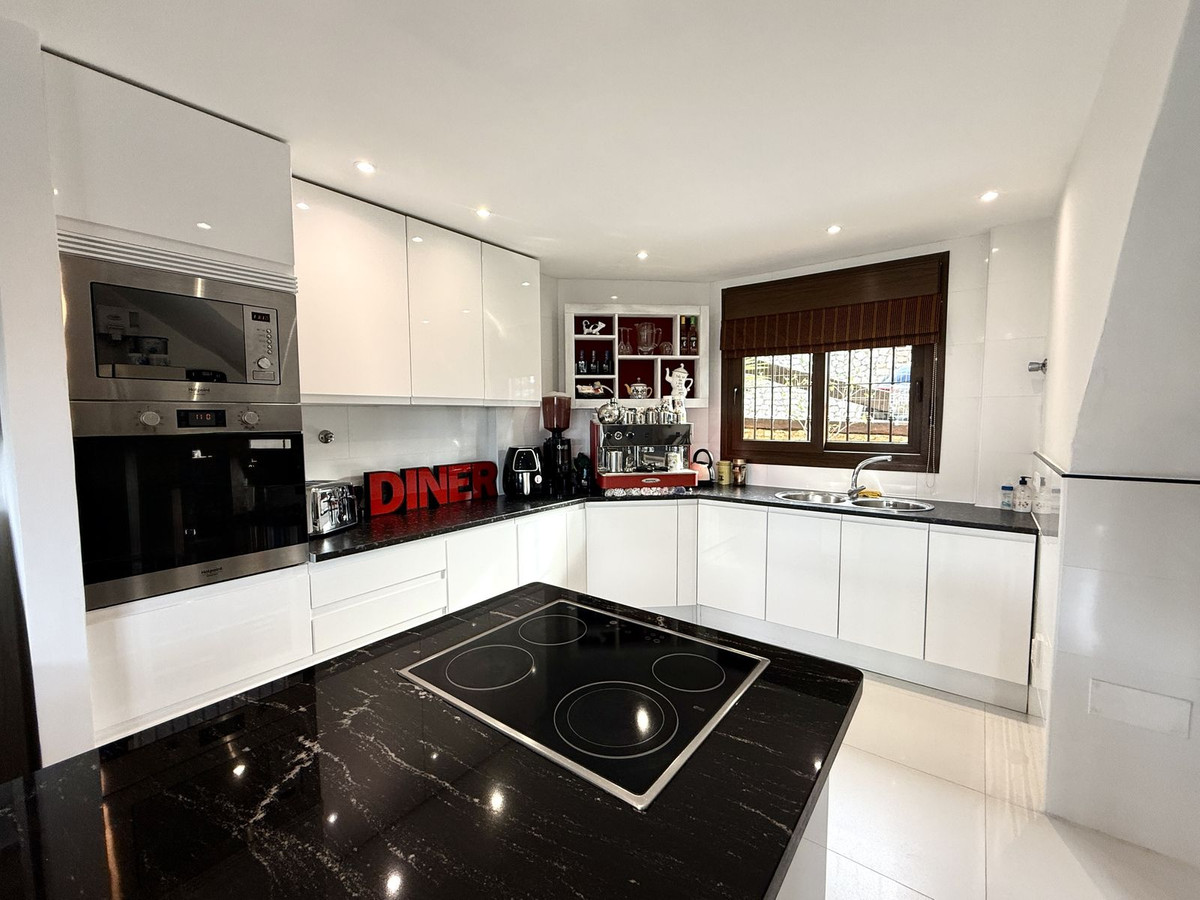 3 Bed, 3 Bath, HouseFor Sale, Riviera Del Sol, Malaga