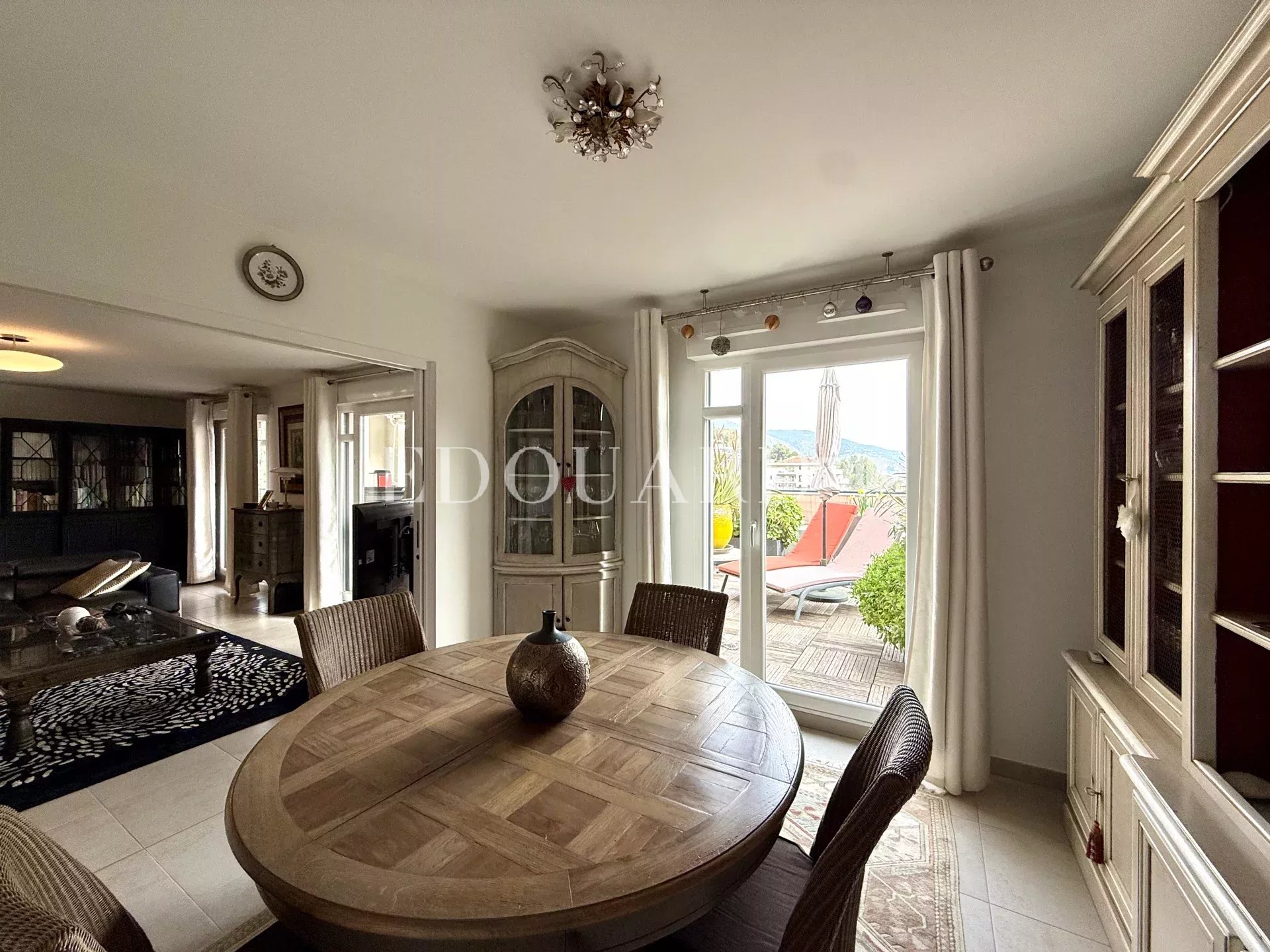 3 Bed, 2 Bath, ApartmentFor Sale, Menton, Alpes-Maritimes