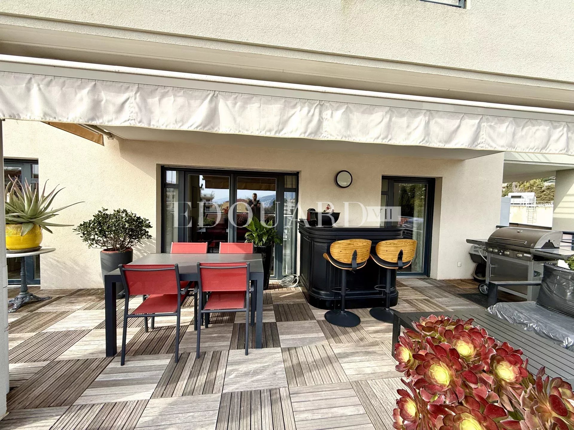 3 Bed, 2 Bath, ApartmentFor Sale, Menton, Alpes-Maritimes