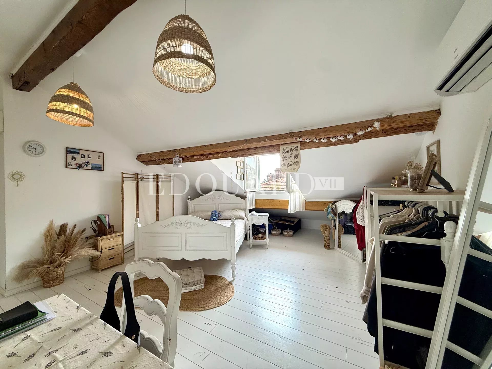 3 Bed, 2 Bath, ApartmentFor Sale, Menton, Alpes-Maritimes