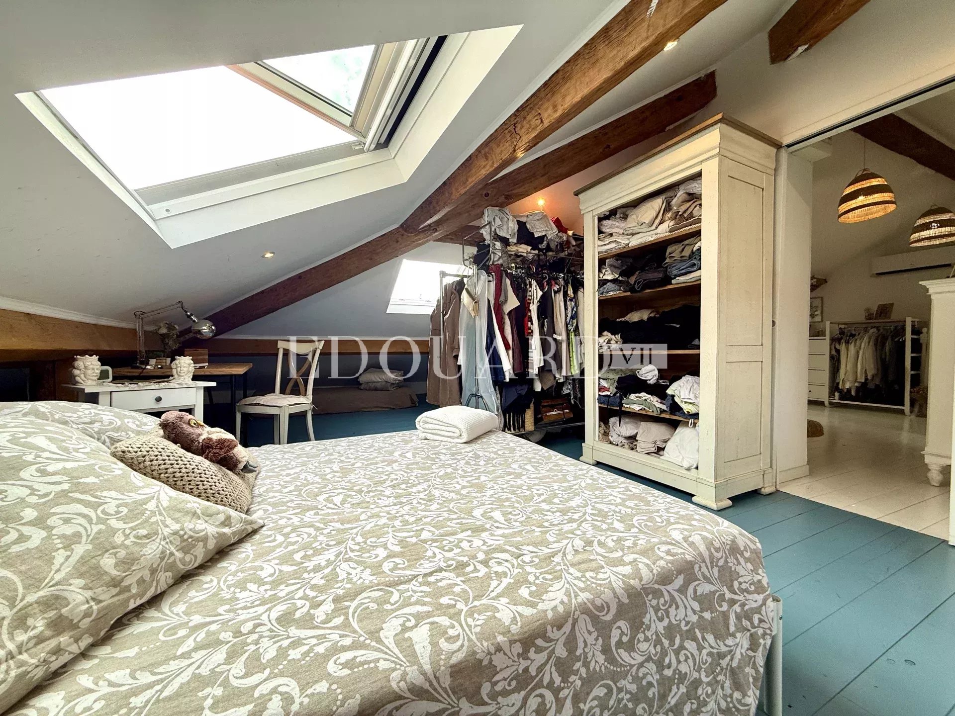 3 Bed, 2 Bath, ApartmentFor Sale, Menton, Alpes-Maritimes