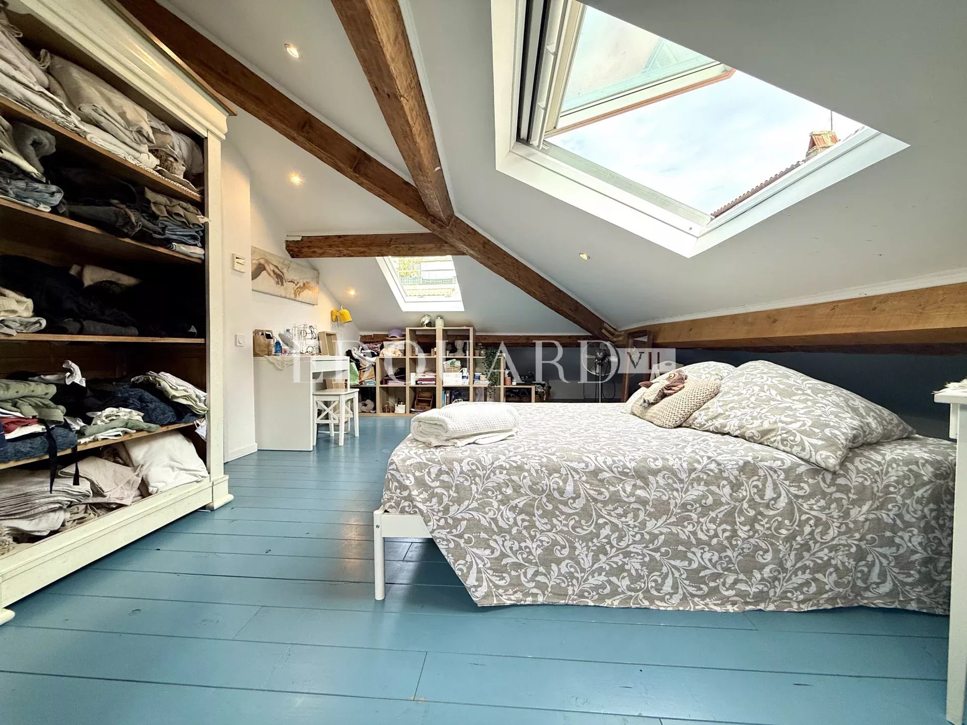 3 Bed, 2 Bath, ApartmentFor Sale, Menton, Alpes-Maritimes