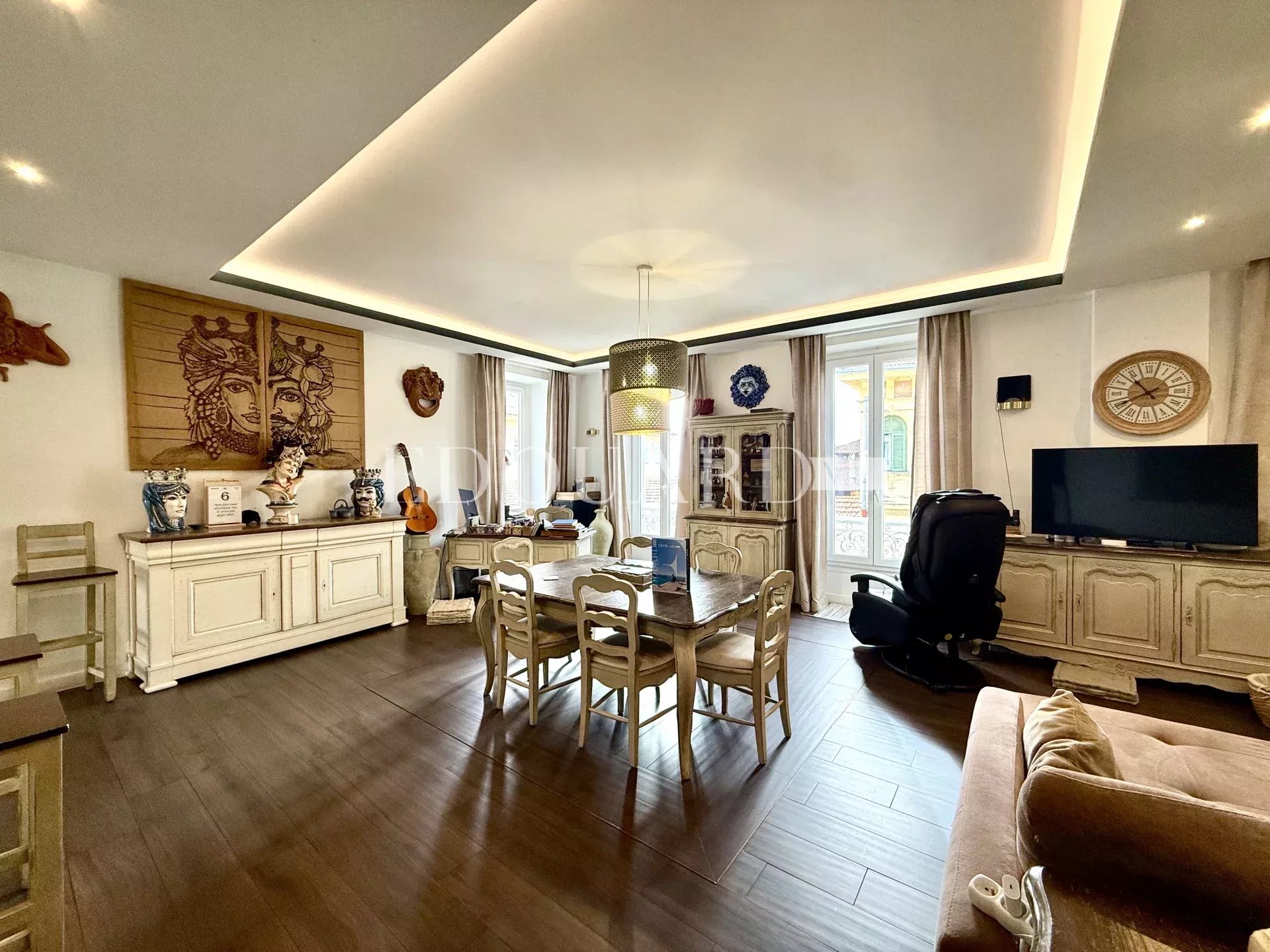 3 Bed, 2 Bath, ApartmentFor Sale, Menton, Alpes-Maritimes