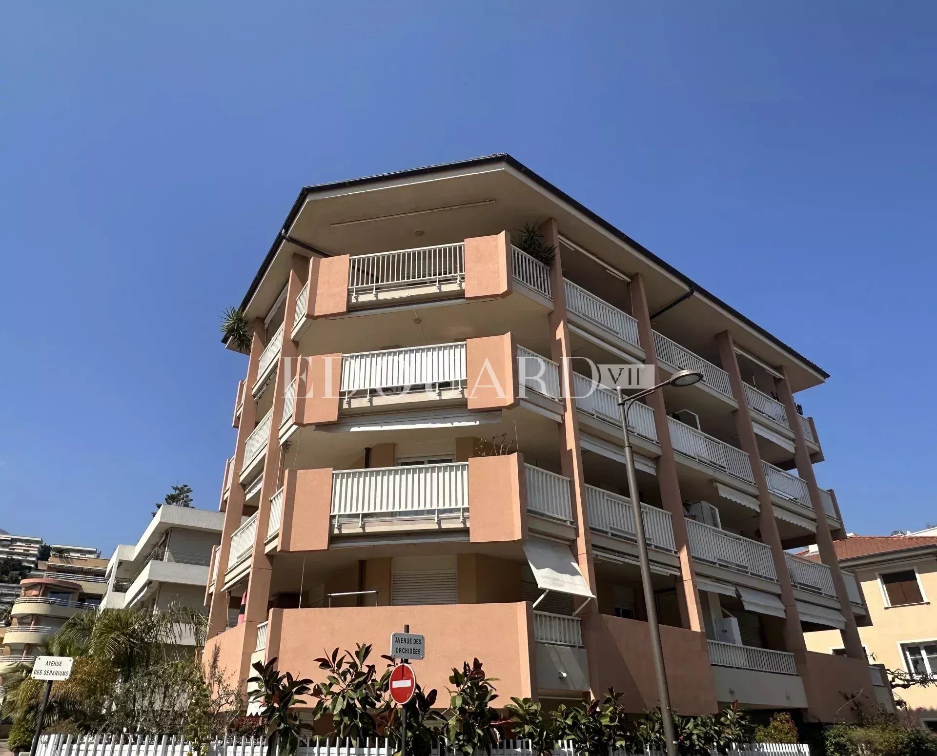 1 Bed, 1 Bath, ApartmentFor Sale, Roquebrune-Cap-Martin, Alpes-Maritimes