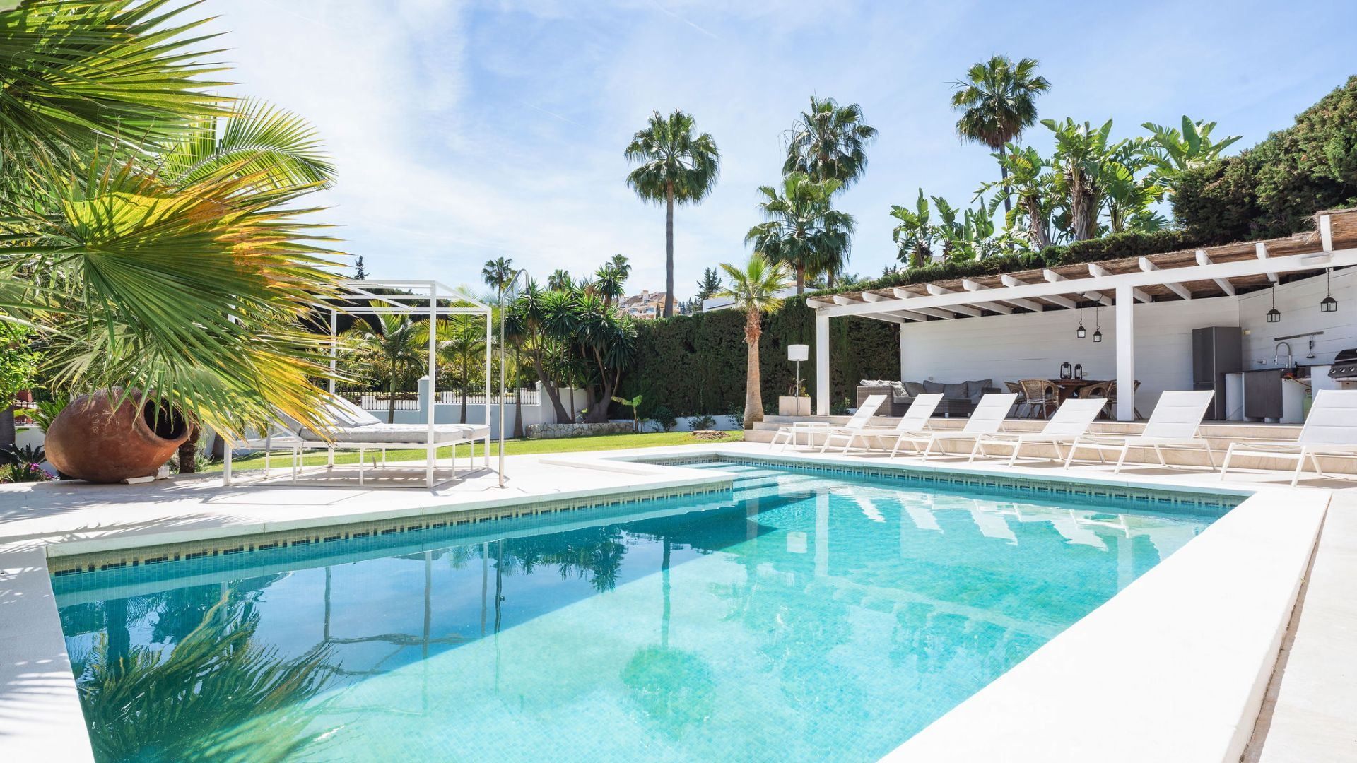 4 Bed, 3 Bath, HouseFor Sale, Marbella, Malaga