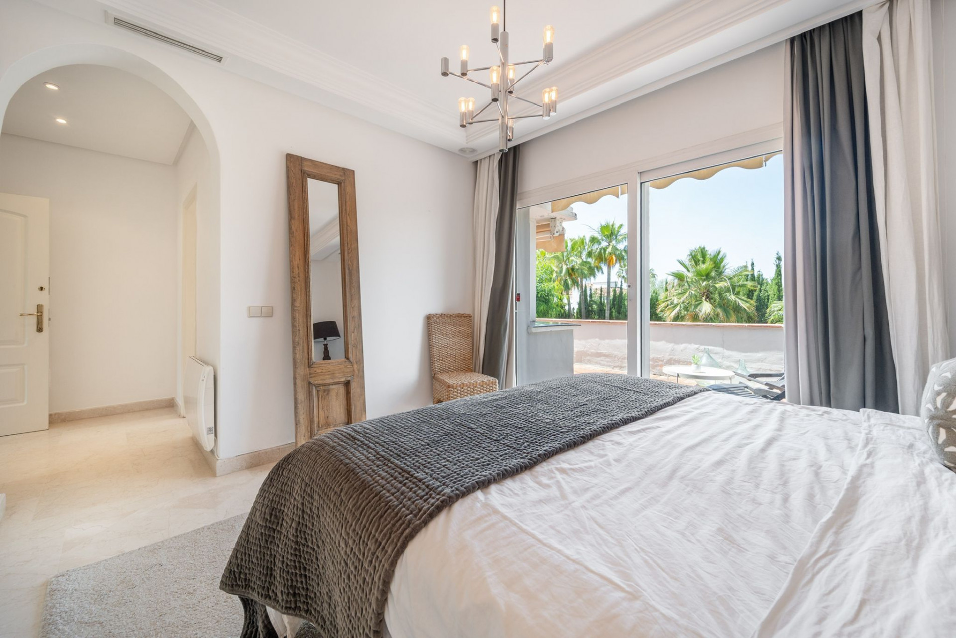 4 Bed, 5 Bath, HouseFor Sale, Marbella, Malaga