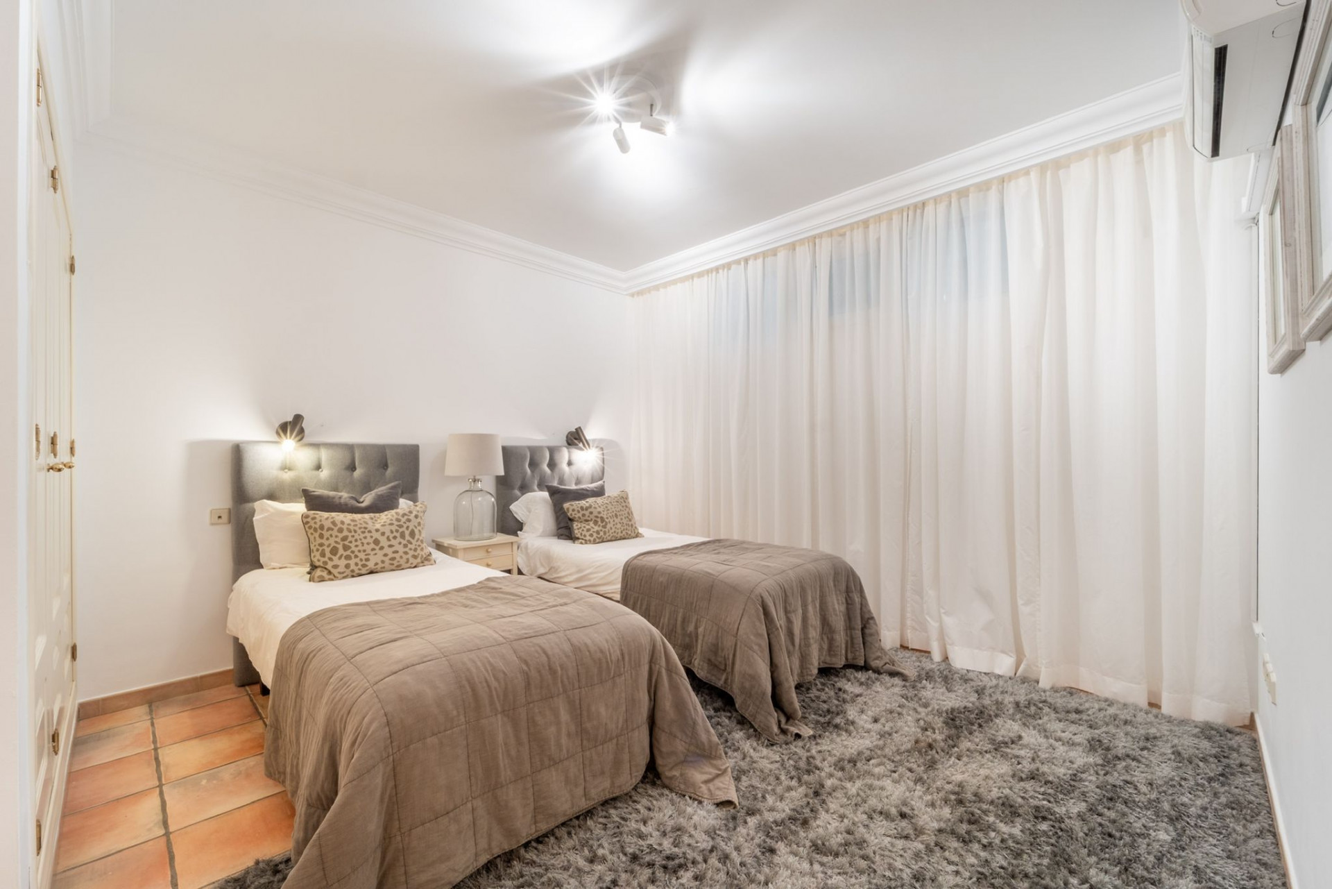 4 Bed, 5 Bath, HouseFor Sale, Marbella, Malaga