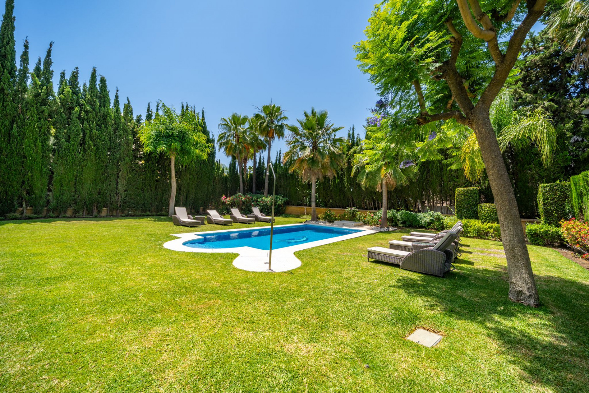 4 Bed, 5 Bath, HouseFor Sale, Marbella, Malaga