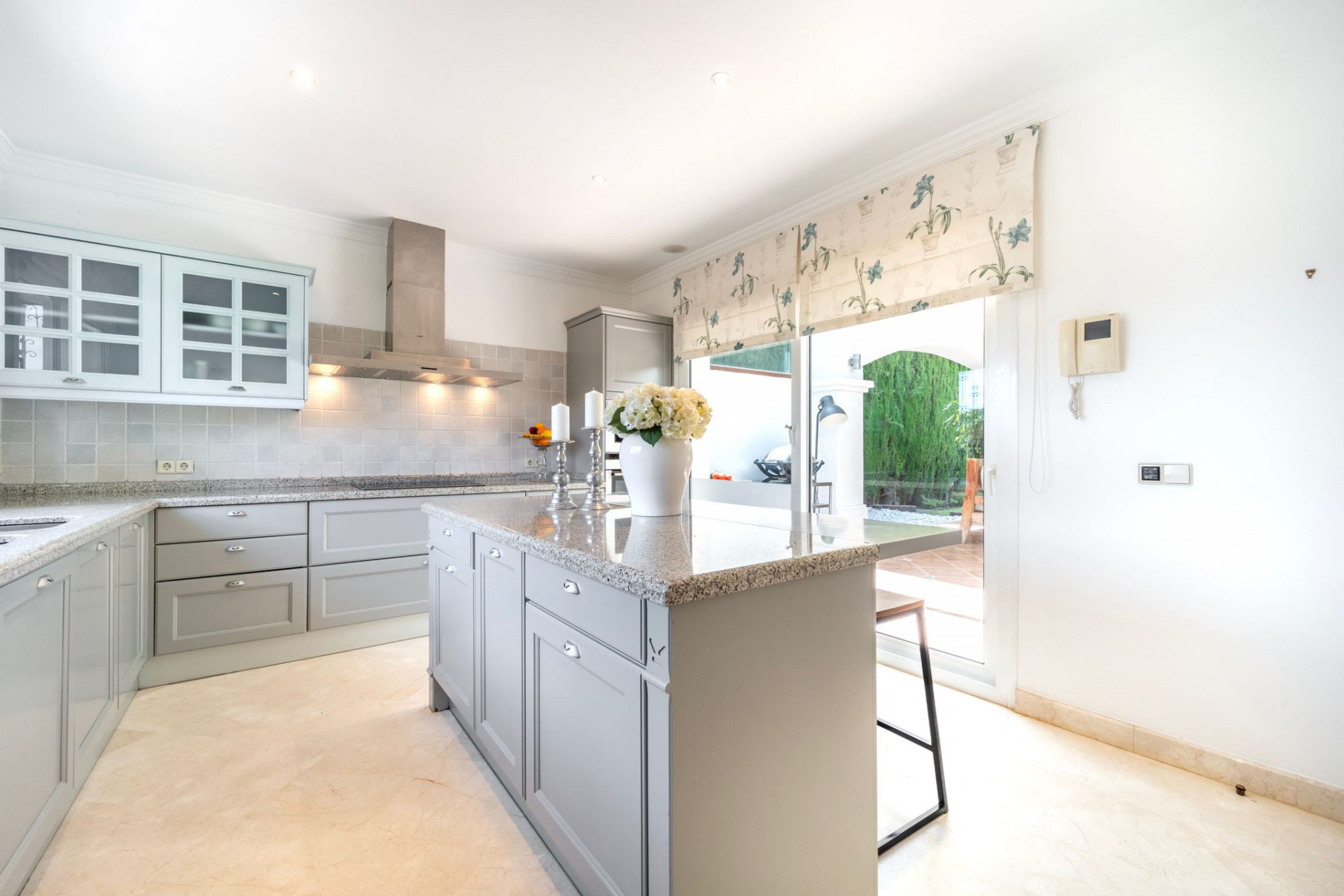 4 Bed, 5 Bath, HouseFor Sale, Marbella, Malaga