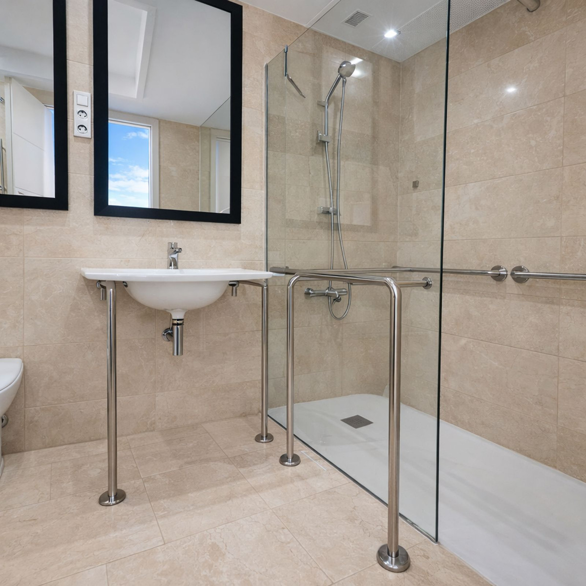 2 Bed, 2 Bath, ApartmentFor Sale, Casares Playa, Malaga