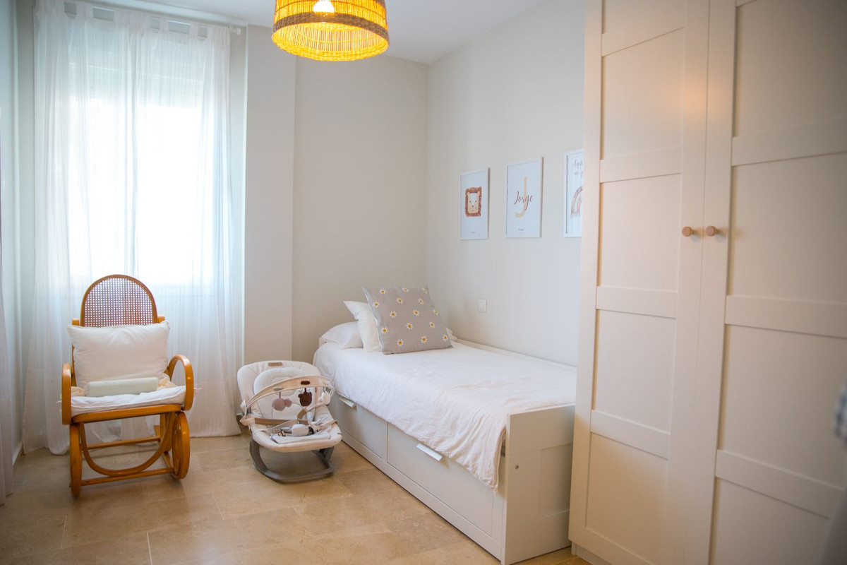 2 Bed, 2 Bath, ApartmentFor Sale, La Duquesa, Malaga