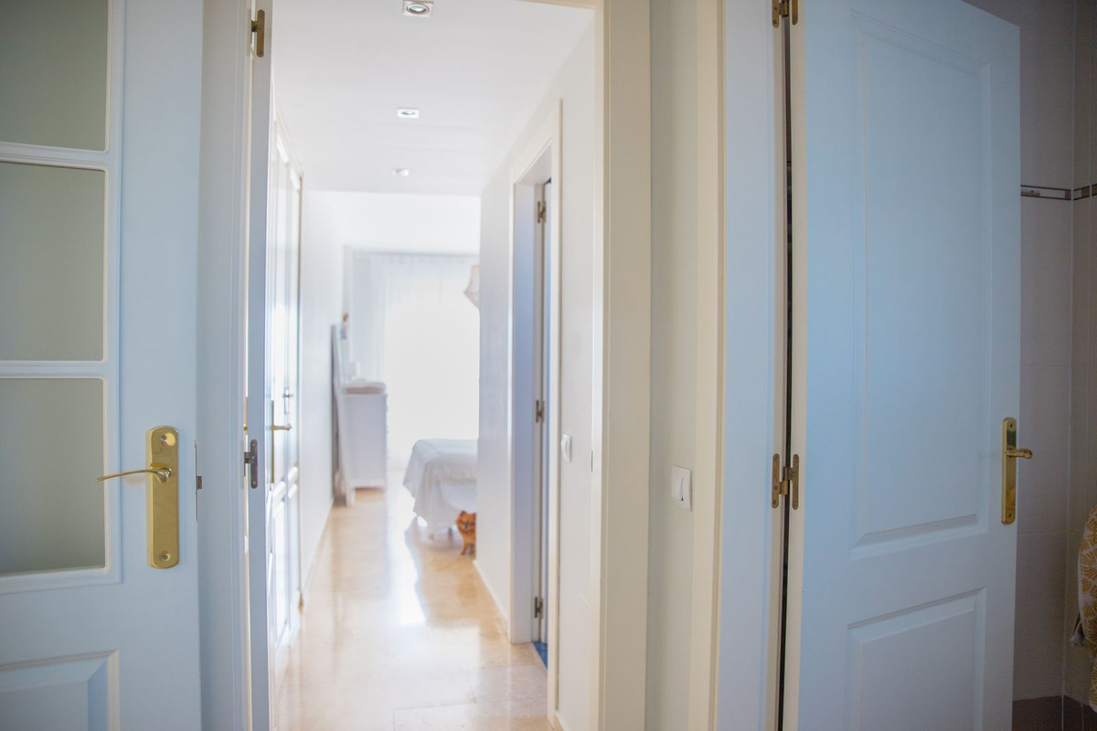 2 Bed, 2 Bath, ApartmentFor Sale, La Duquesa, Malaga