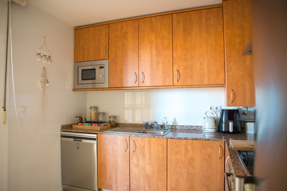 2 Bed, 2 Bath, ApartmentFor Sale, La Duquesa, Malaga