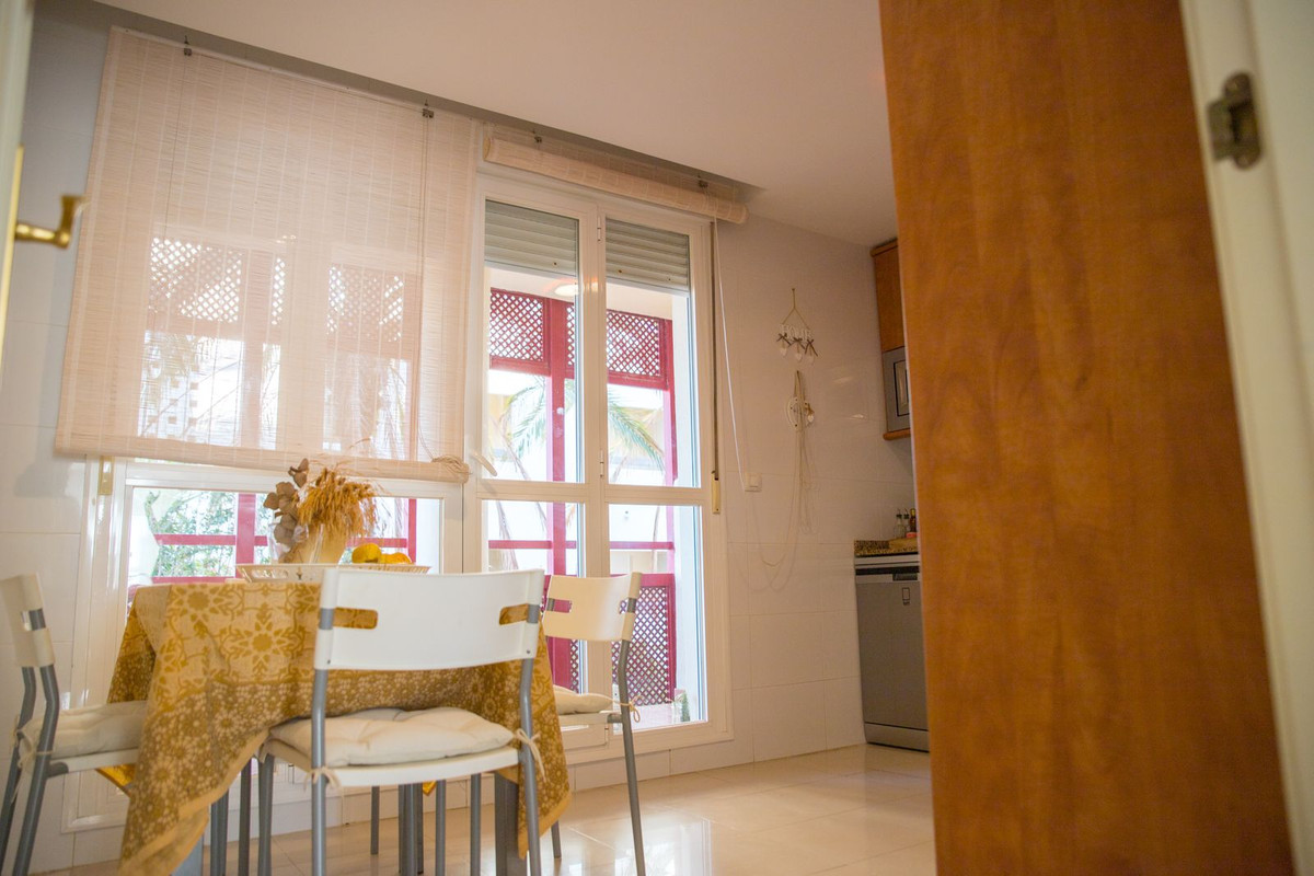 2 Bed, 2 Bath, ApartmentFor Sale, La Duquesa, Malaga