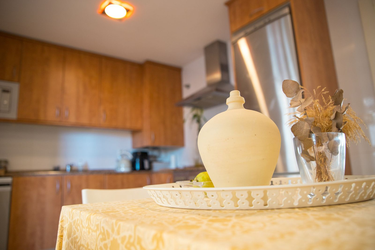 2 Bed, 2 Bath, ApartmentFor Sale, La Duquesa, Malaga