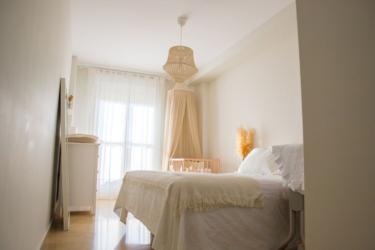 2 Bed, 2 Bath, ApartmentFor Sale, La Duquesa, Malaga