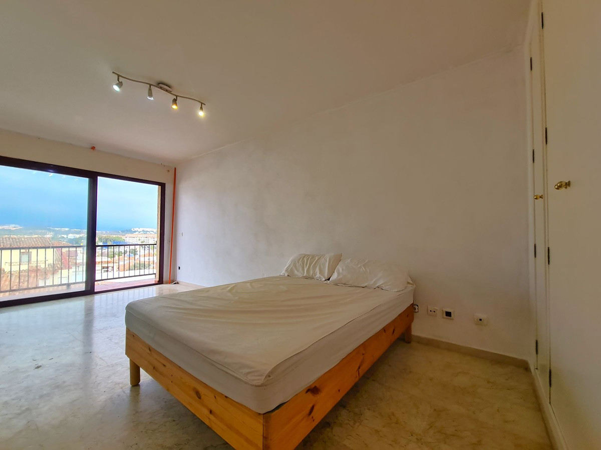 1 Bath, ApartmentFor Sale, San Luis de Sabinillas, Malaga