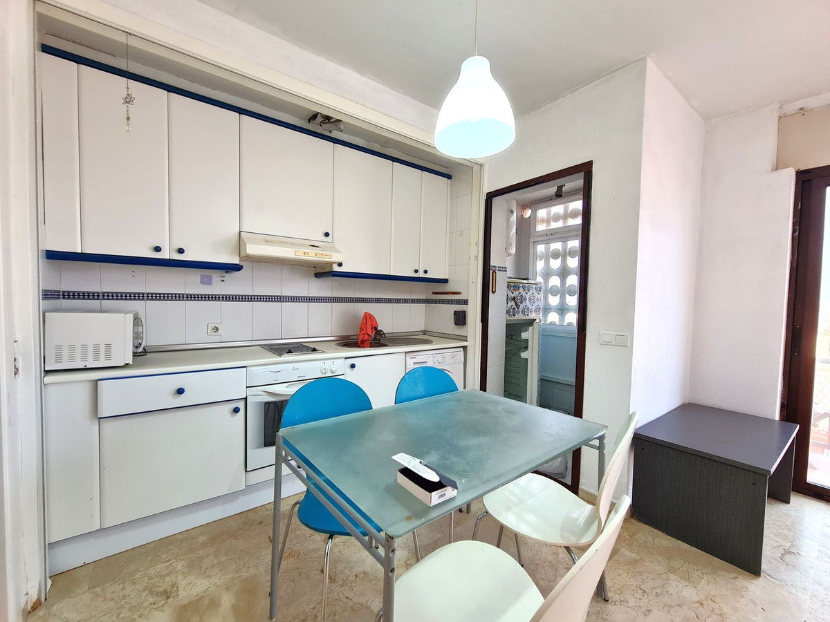 1 Bath, ApartmentFor Sale, San Luis de Sabinillas, Malaga