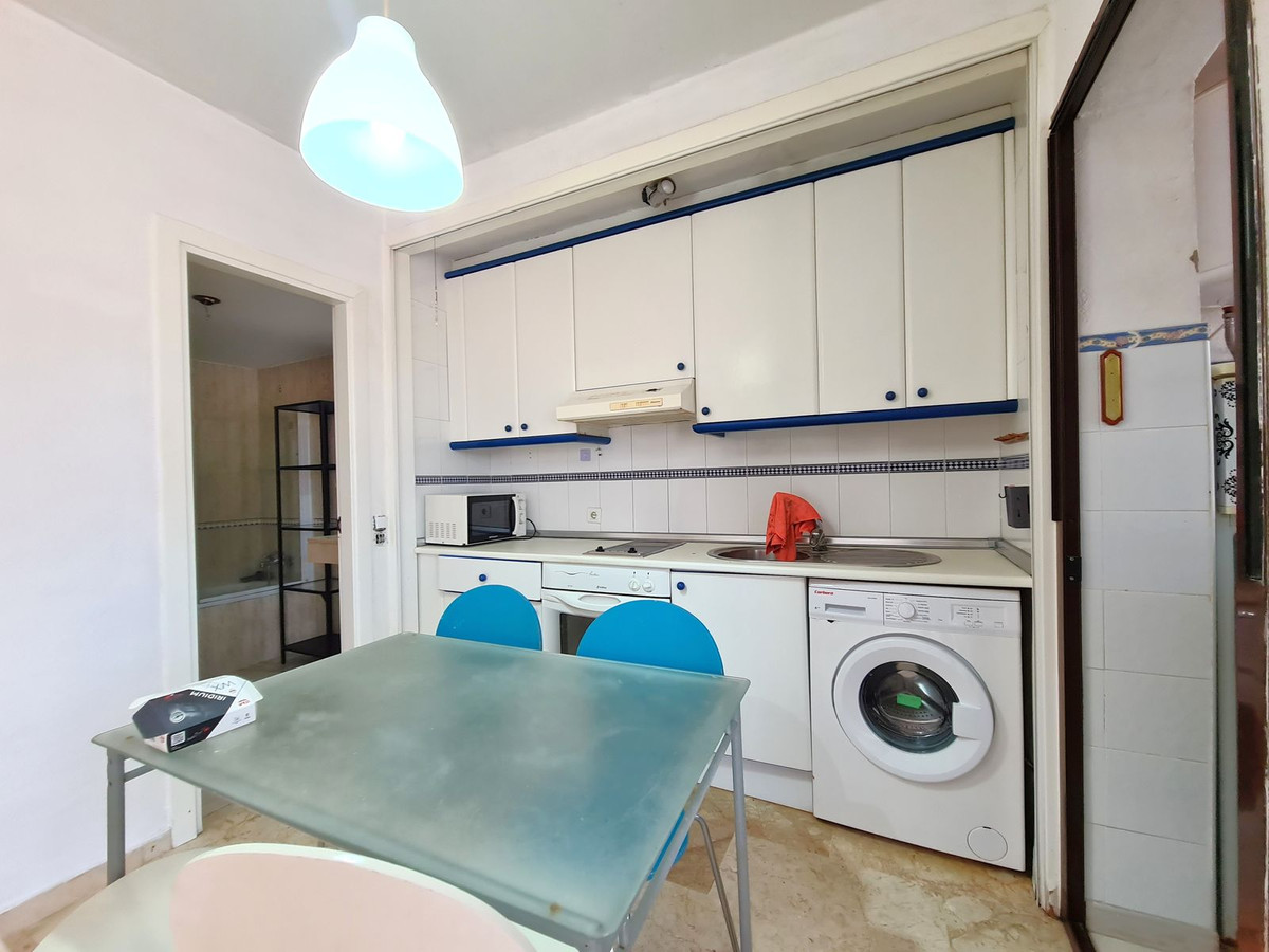 1 Bath, ApartmentFor Sale, San Luis de Sabinillas, Malaga