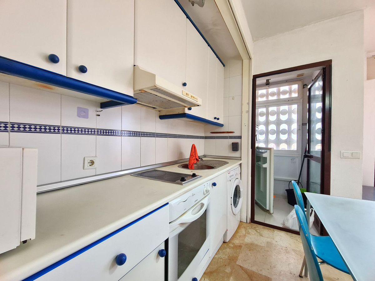 1 Bath, ApartmentFor Sale, San Luis de Sabinillas, Malaga