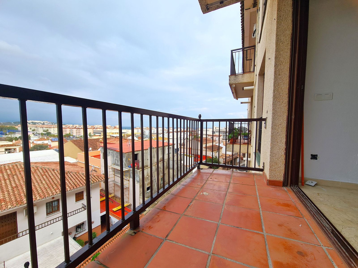 1 Bath, ApartmentFor Sale, San Luis de Sabinillas, Malaga