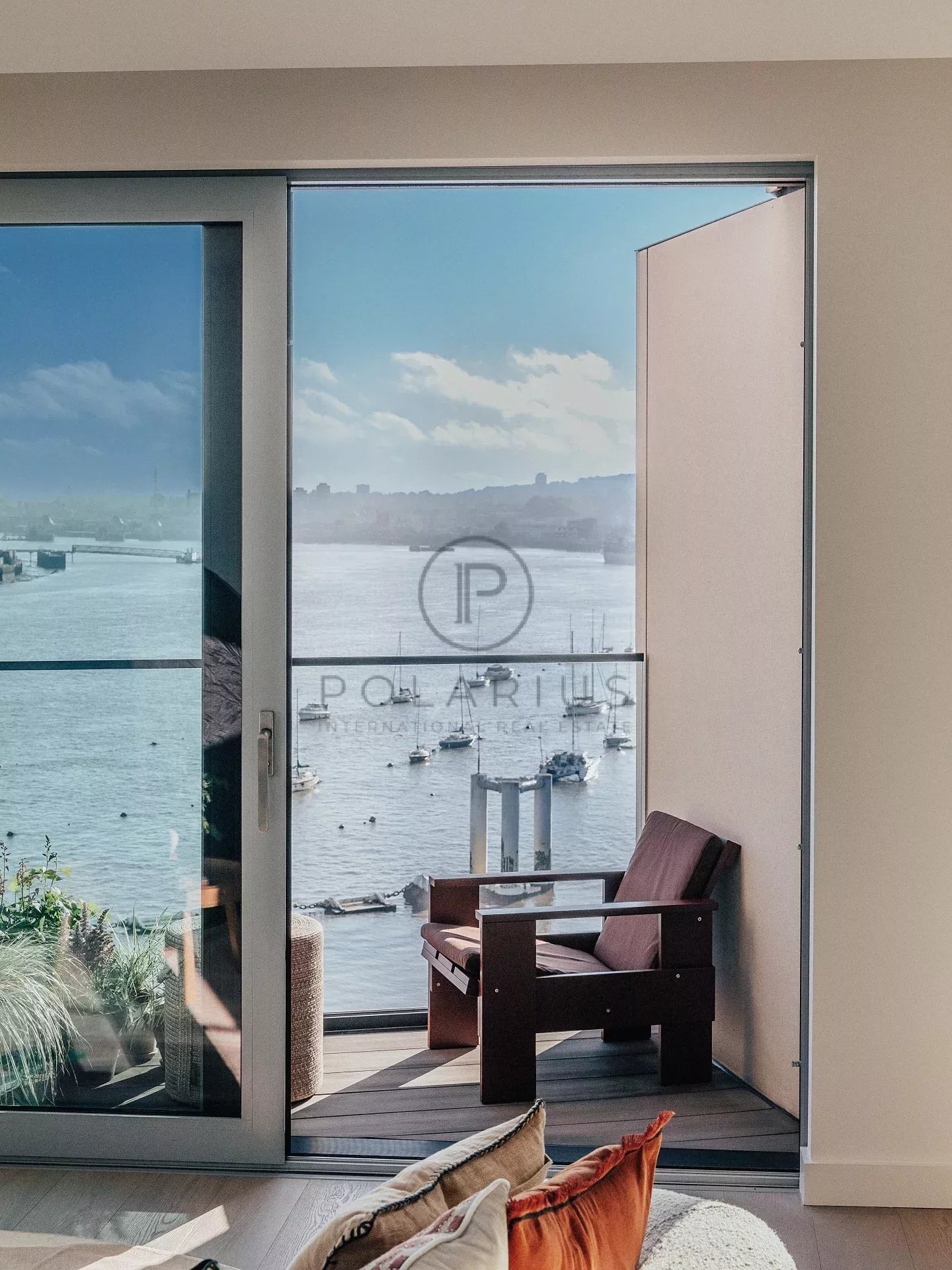 3 Bed, 2 Bath, ApartmentFor Sale, London, Greater London (city Of London)