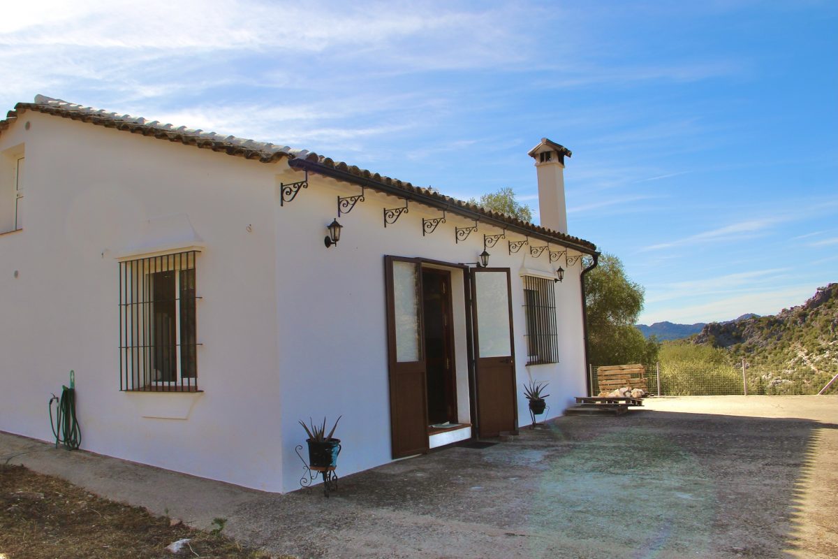 3 Bed, 1 Bath, HouseFor Sale, Benaocaz, Andalucia