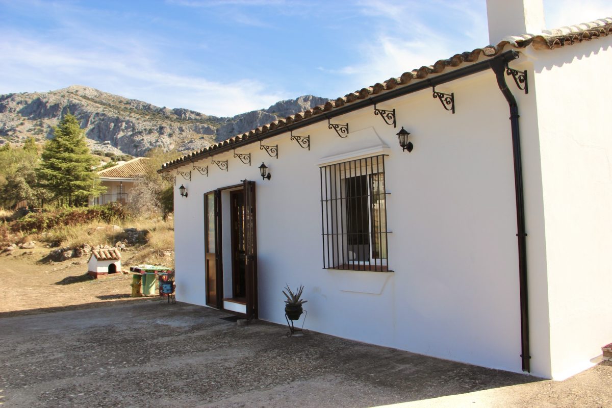 3 Bed, 1 Bath, HouseFor Sale, Benaocaz, Andalucia