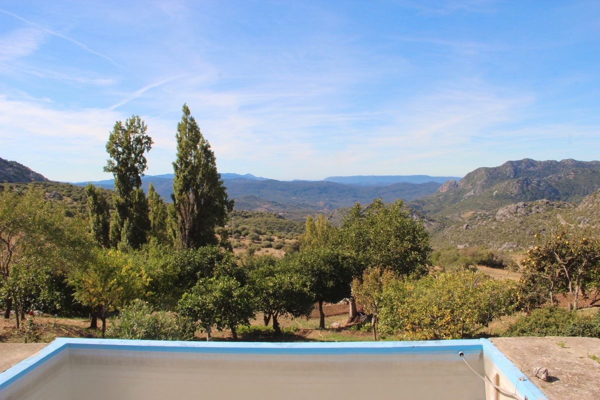 4 Bed, 2 Bath, HouseFor Sale, Benaocaz, Andalucia