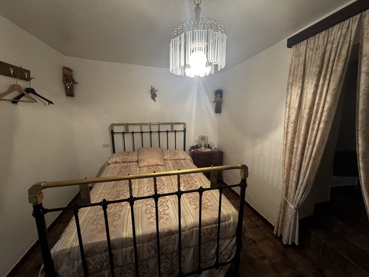 7 Bed, 1 Bath, HouseFor Sale, Olvera, Andalucia