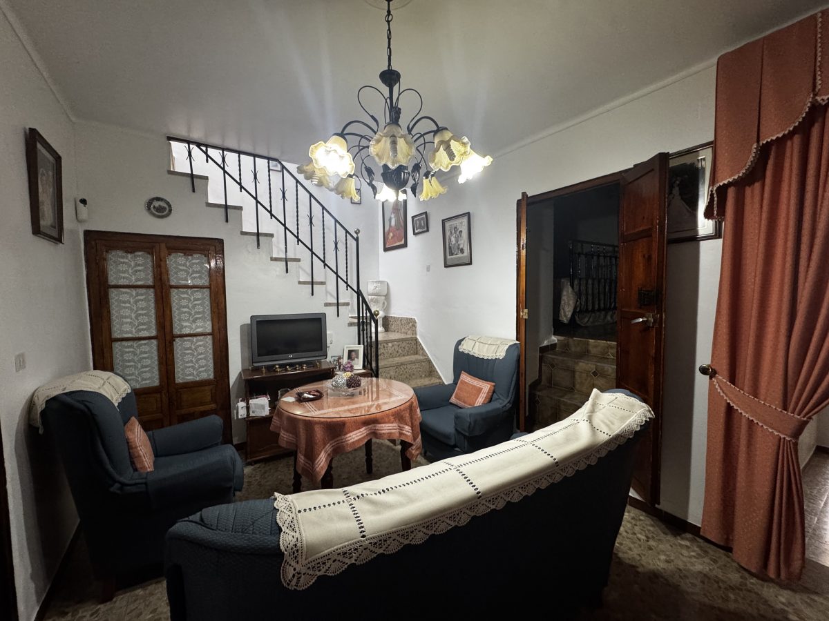 7 Bed, 1 Bath, HouseFor Sale, Olvera, Andalucia