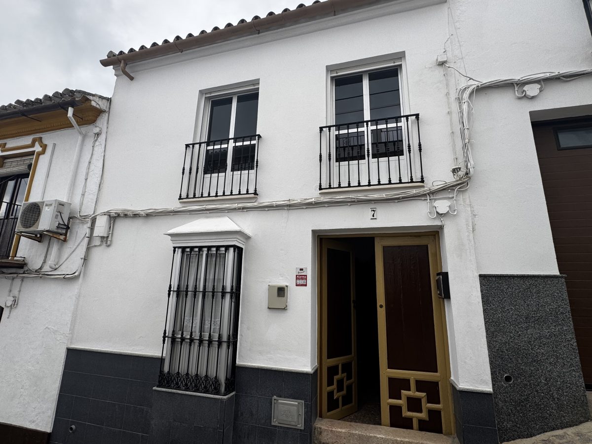 7 Bed, 1 Bath, HouseFor Sale, Olvera, Andalucia