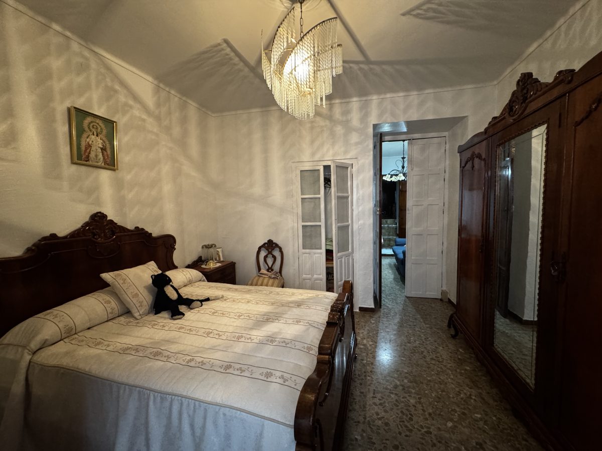 7 Bed, 1 Bath, HouseFor Sale, Olvera, Andalucia