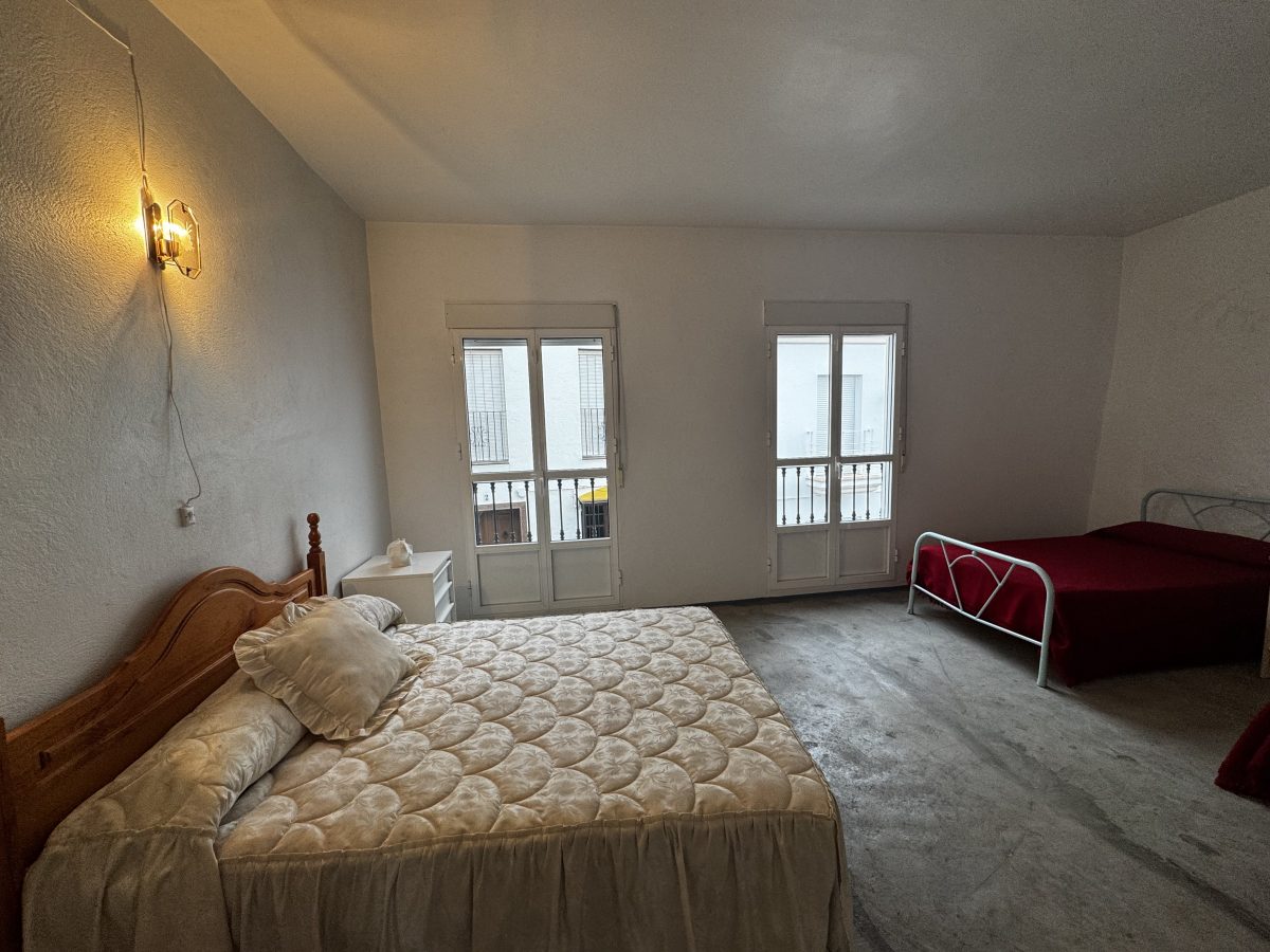 7 Bed, 1 Bath, HouseFor Sale, Olvera, Andalucia