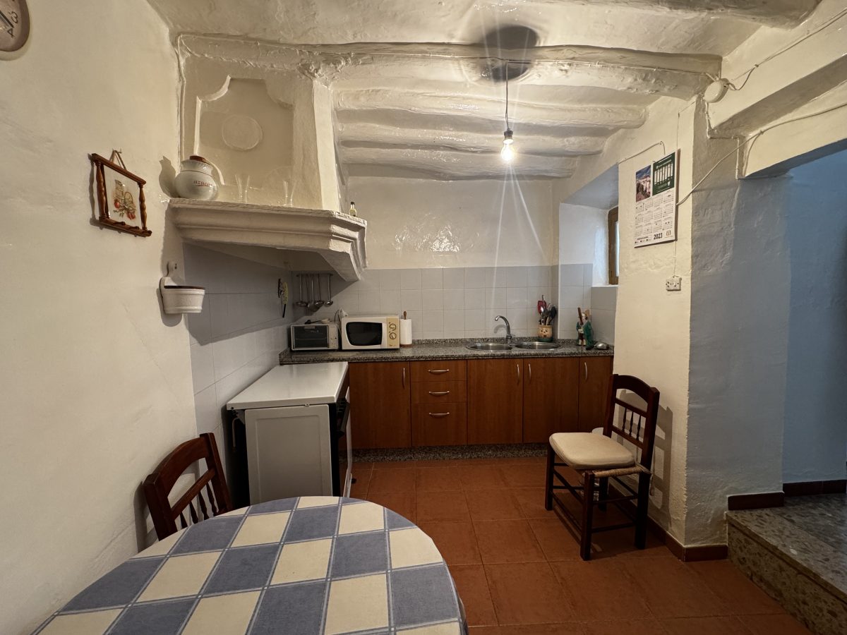 7 Bed, 1 Bath, HouseFor Sale, Olvera, Andalucia