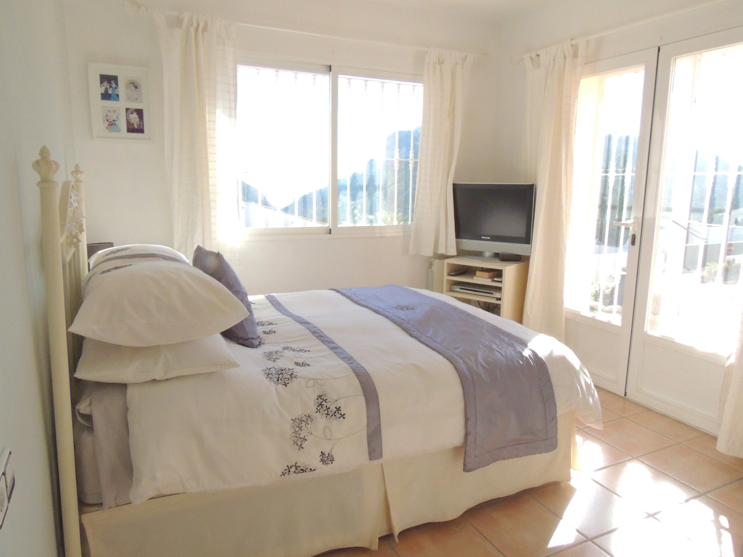 4 Bed, 3 Bath, HouseFor Sale, Moraira, Alicante