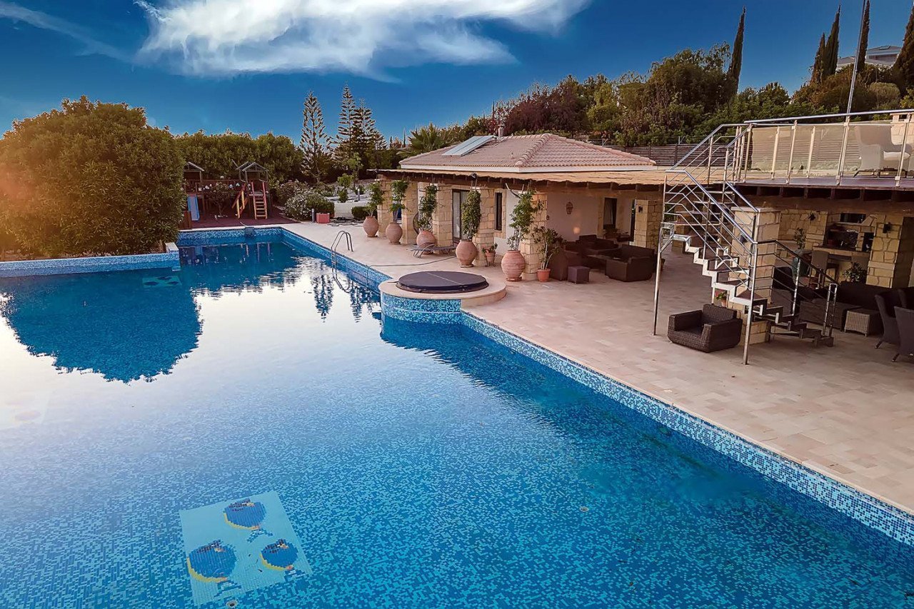 4 Bed, 5 Bath, HouseFor Sale, Aphrodite Hills, Paphos